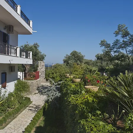 Marialice * Dassia (Corfu)