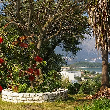 Marialice Apartment *