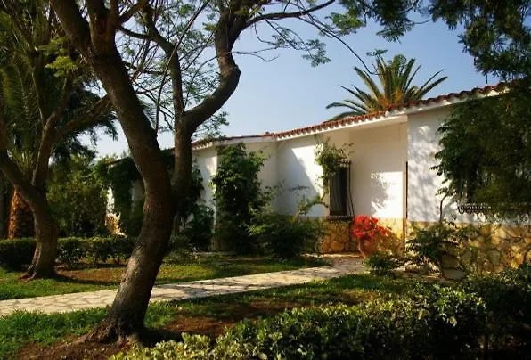 美丽艾乐思酒店 *